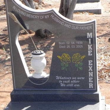 EXNER Mike 1939-2005