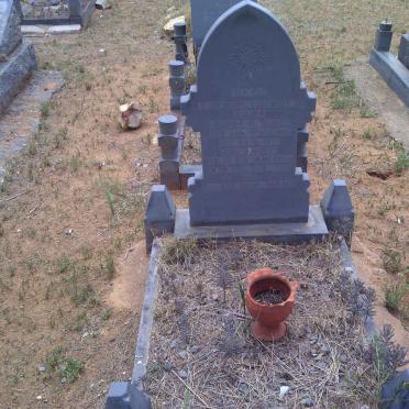 BEUKES Fredrika M. nee VAN RENSBURG 1877-1943 