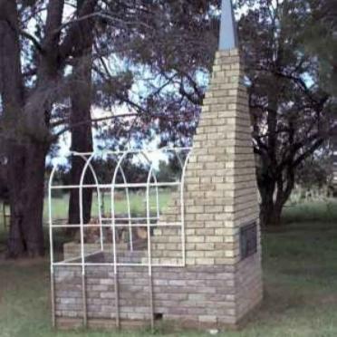 North West, OTTOSDAL district, Rural (farm cemeteries)