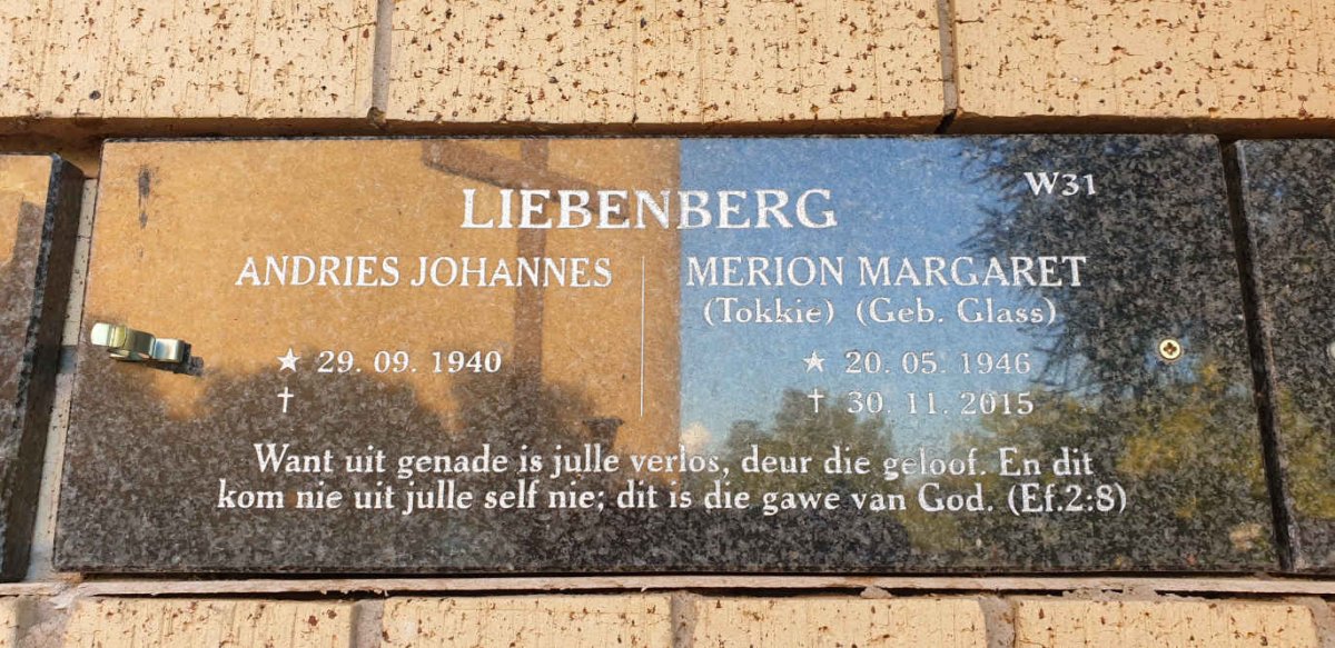 LIEBENBERG Andries Johannes 1940- &amp; Merion Margaret GLASS 1946-2015