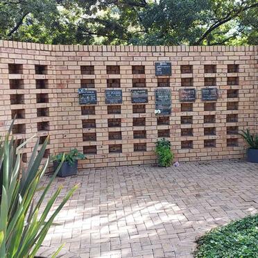 North West, POTCHEFSTROOM, Baillie Park, AGS Kerk, Gedenkmuur