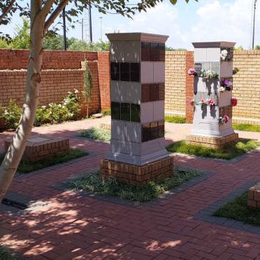 North West, POTCHEFSTROOM, Van Der Hoff Park, NH Kerk Potchefstroom-Noord, Gedenkmuur