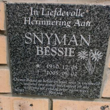 SNYMAN Bessie 1910-2005