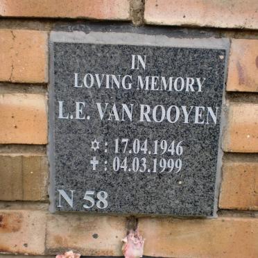 ROOYEN L.E., van 1946-1999