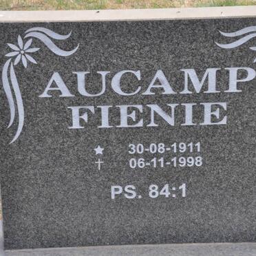 AUCAMP Fienie 1911-1998