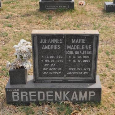 BREDENKAMP Johannes Andries 1920-1996 &amp; Marié Madeleine DU PLESSIS 1921-2005