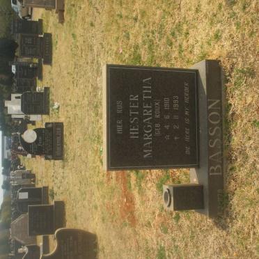BASSON Hester Margaretha nee ROUX 1910-1993