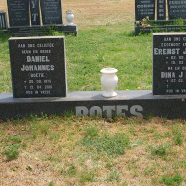 BOTES Erenst J. 1948-2004 &amp; Dina J. 1949- :: BOTES Daniel Johannes 1975-2001 