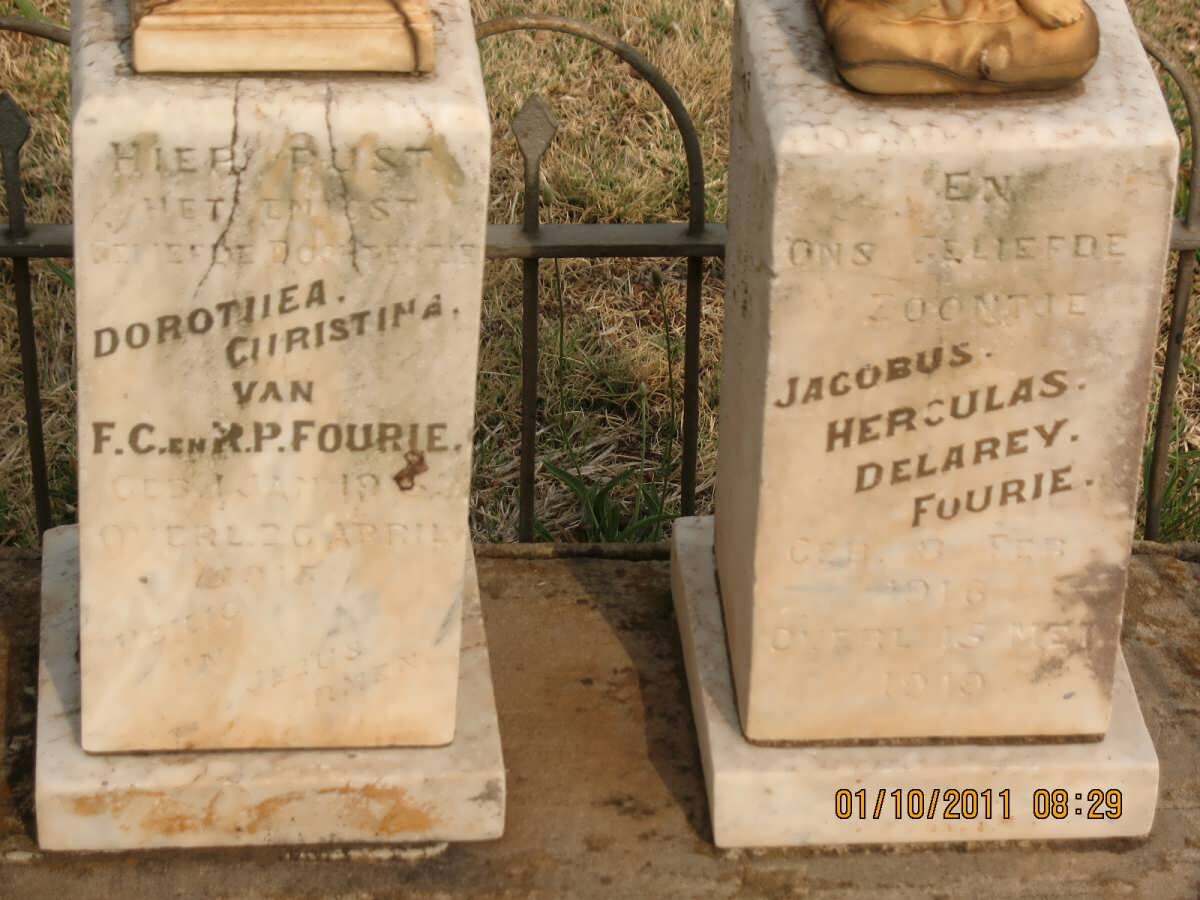 FOURIE Dorothea Christina 19??- 1915 :: FOURIE Jacobus Herculas Delarey 1916-1919