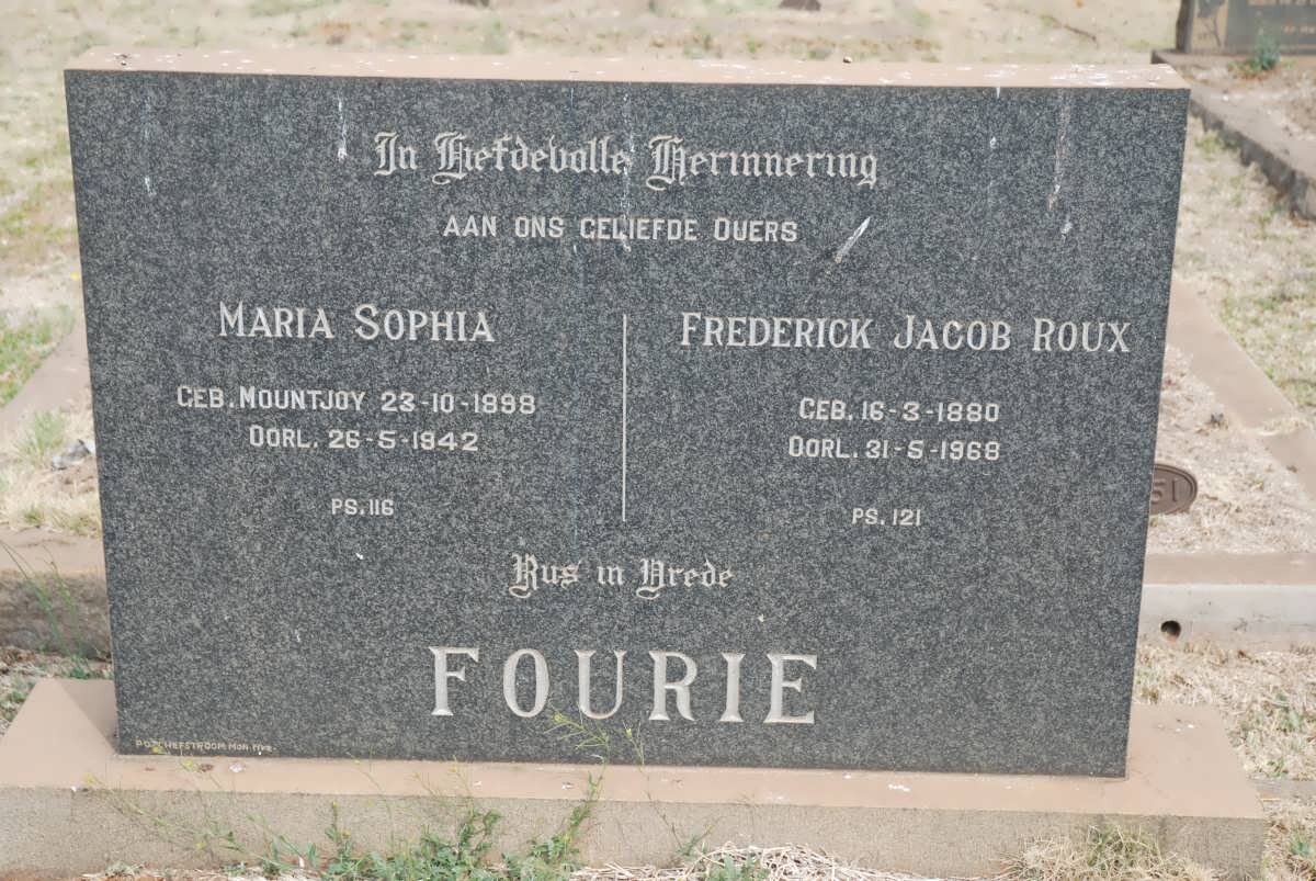 FOURIE Frederick Jacob Roux 1880-1968 &amp; Maria Sophia MOUNTJOY 1898-1942