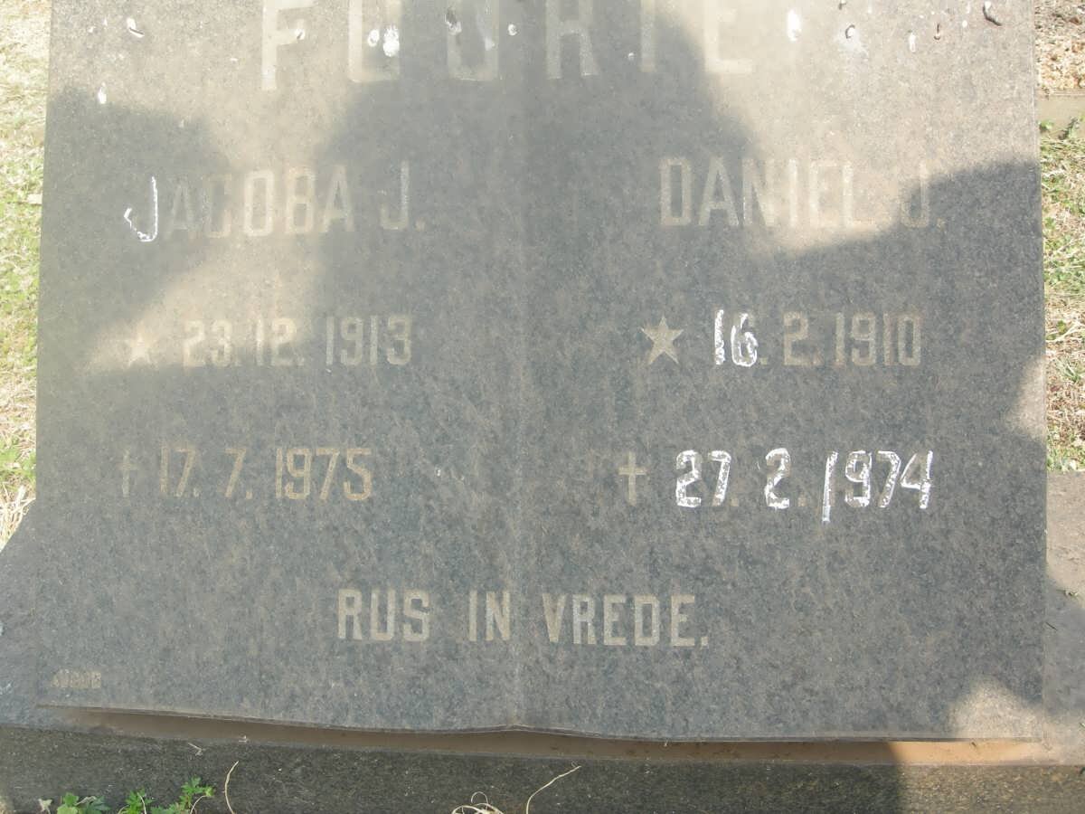 FOURIE Daniel J. 1910-1974 &amp; Jacoba J. 1913-1975