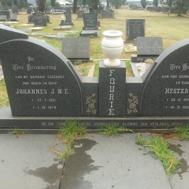FOURIE Johannes J.N.E. 1921-1978 &amp; Hester M. 1919-1992