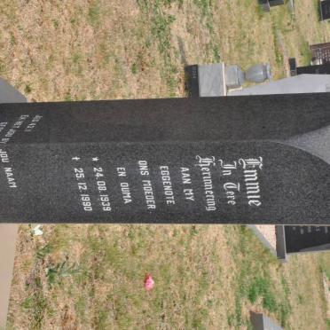 HEYDENREICH Emmie 1939-1990