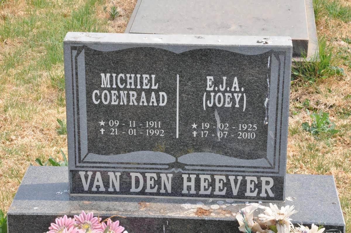 HEEVER Michiel Coenraad, van den 1911-1992 &amp; E.J.A. 1925-2010