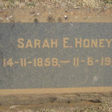 HONEY Sarah E. 1859-1940