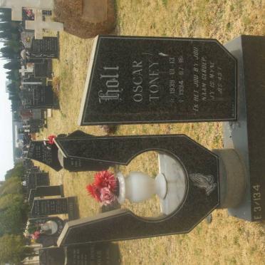 HOLTZHAUSEN Oscar Toney 1939-1994