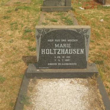 HOLTZHAUSEN Marie 1911-1997