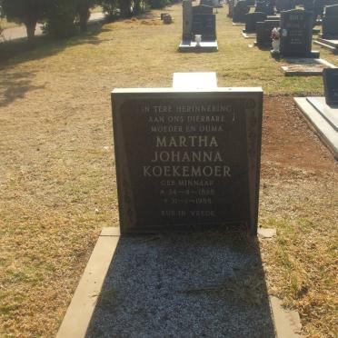 KOEKEMOER Martha Johanna nee MINNAAR 1898-1988