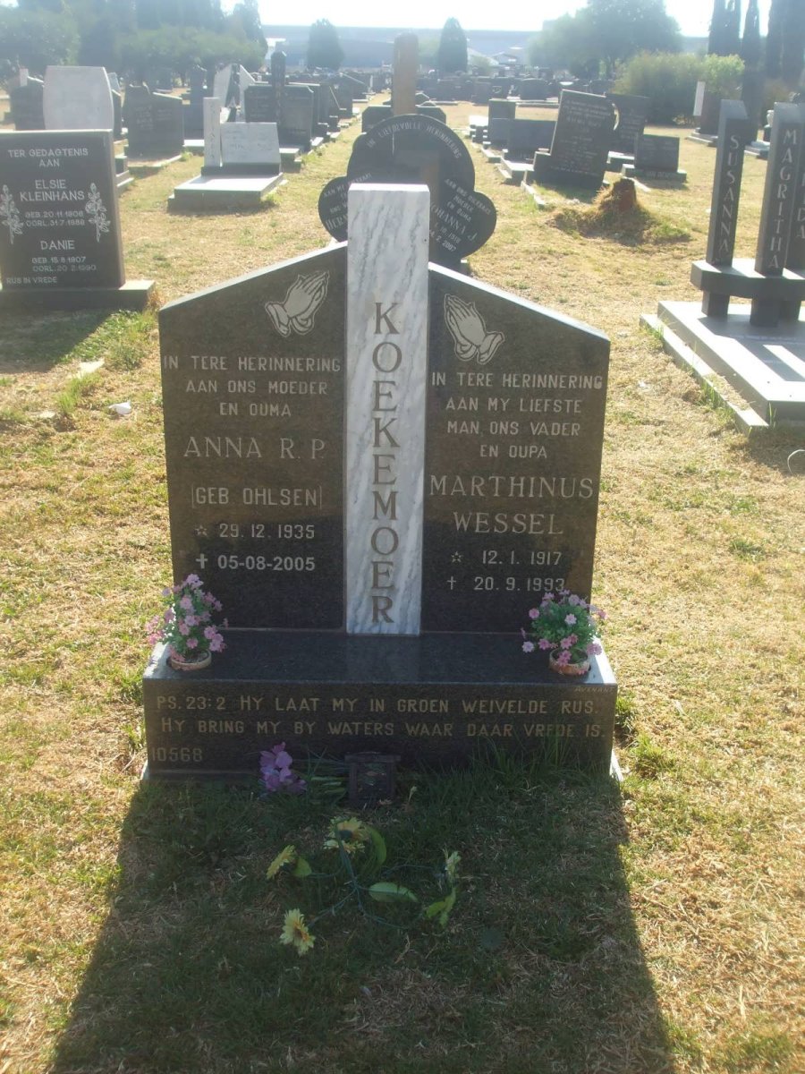 KOEKEMOER Marthinus Wessel 1917-1993 &amp; Anna R.P. OHLSEN 1935-2005