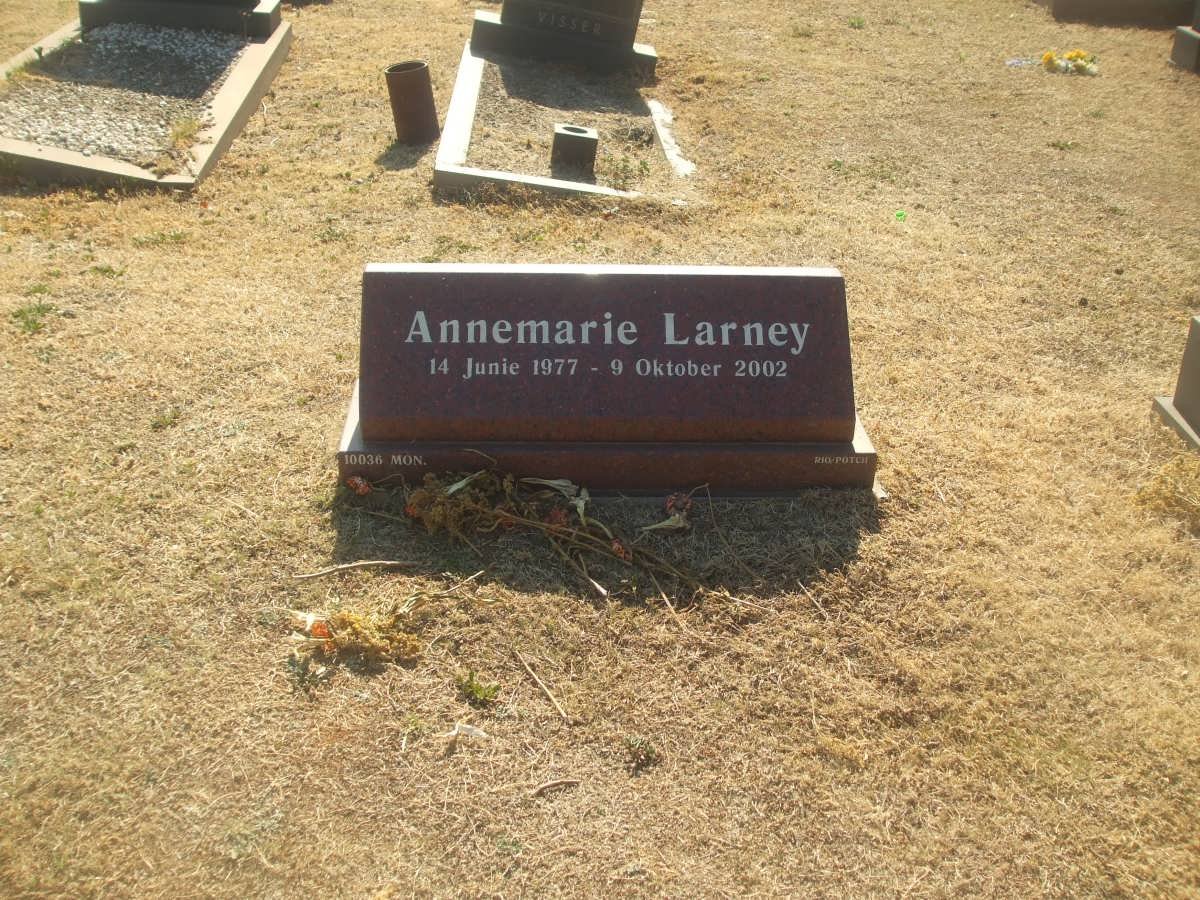 LARNEY Annemarie 1977-2002