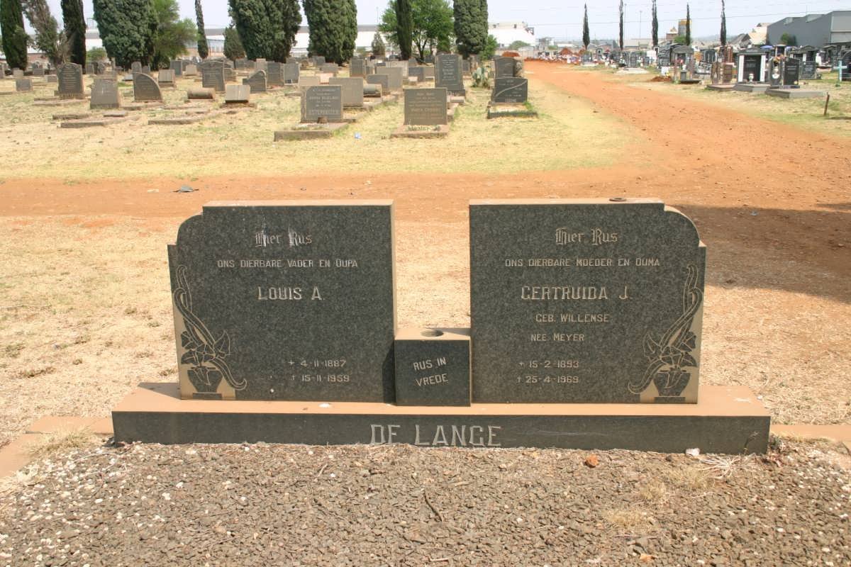 LANGE Louis A., de 1887-1959 &amp; Gertruida J. MEYER nee WILLEMSE 1893-1969