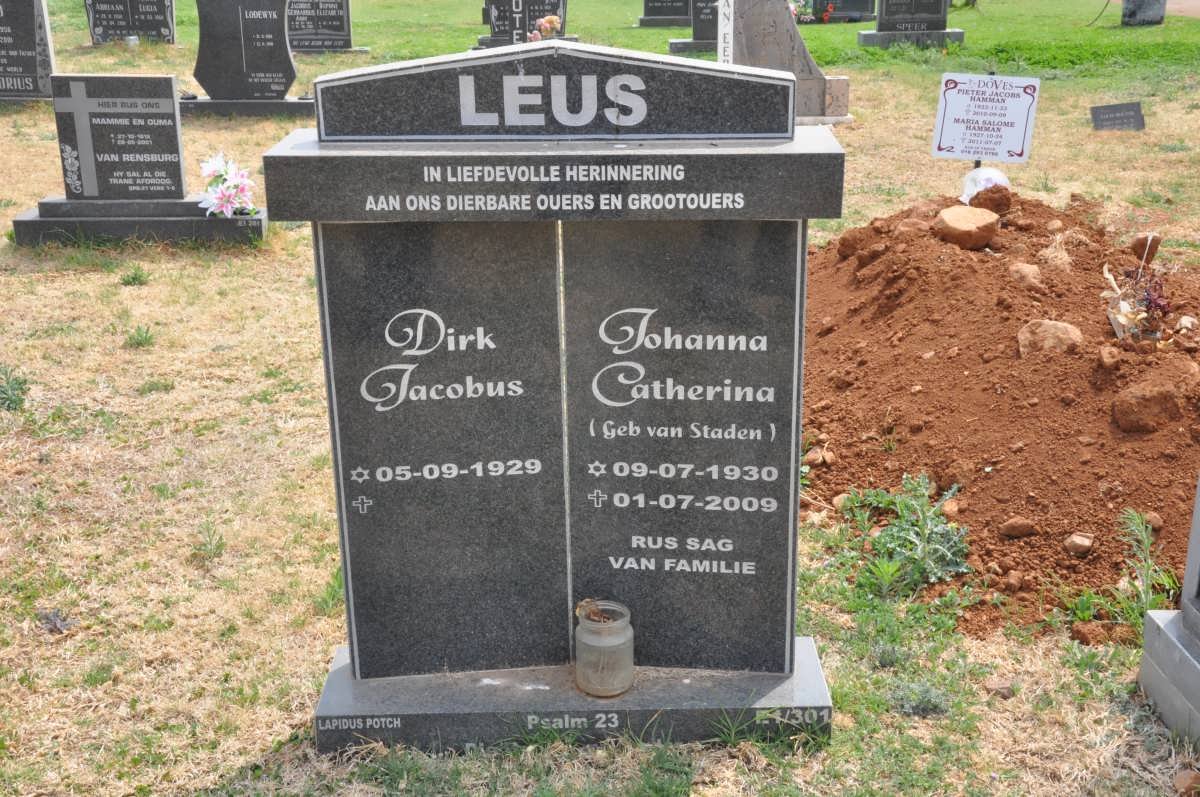 LEUS Dirk Jacobus 1929- &amp; Johanna Catherina VAN STADEN 1930-2009
