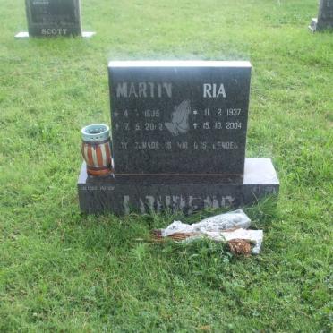 LOURENS Martin 1935-2002 &amp; Ria 1937-2004