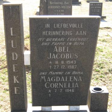 LUDEKE Abel Jacobus 1943-1987 &amp; Magdalena Cornelia 1946-