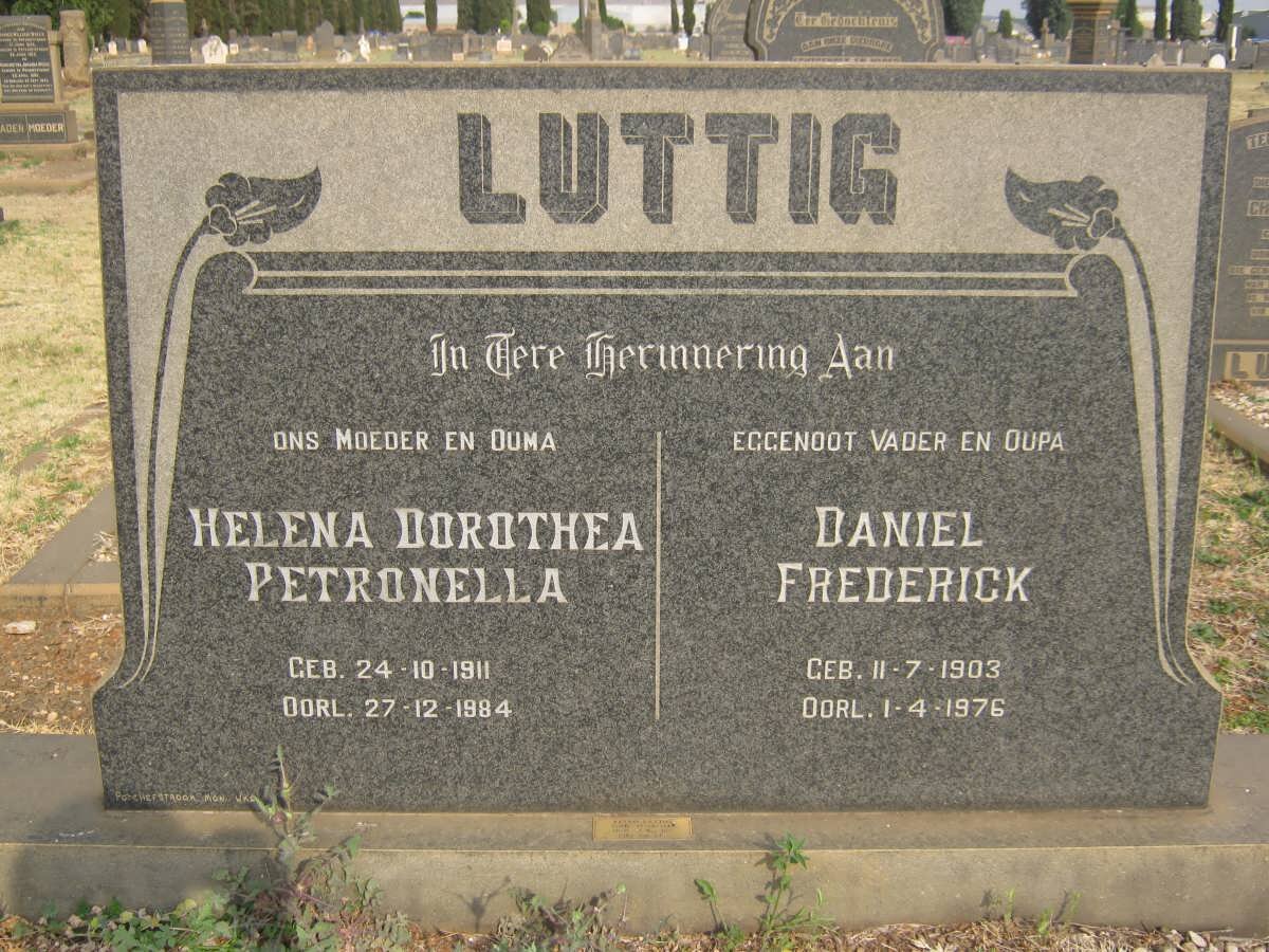 LUTTIG Daniel Frederick 1903-1976 &amp; Helena Dorothea Petronella 1911-1984