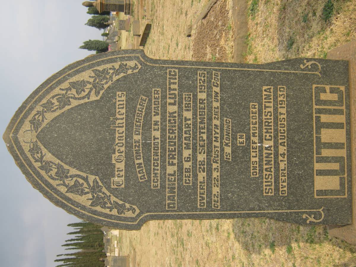 LUTTIG Daniel Frederick 1861-1925 &amp; Susanna Christina -1930