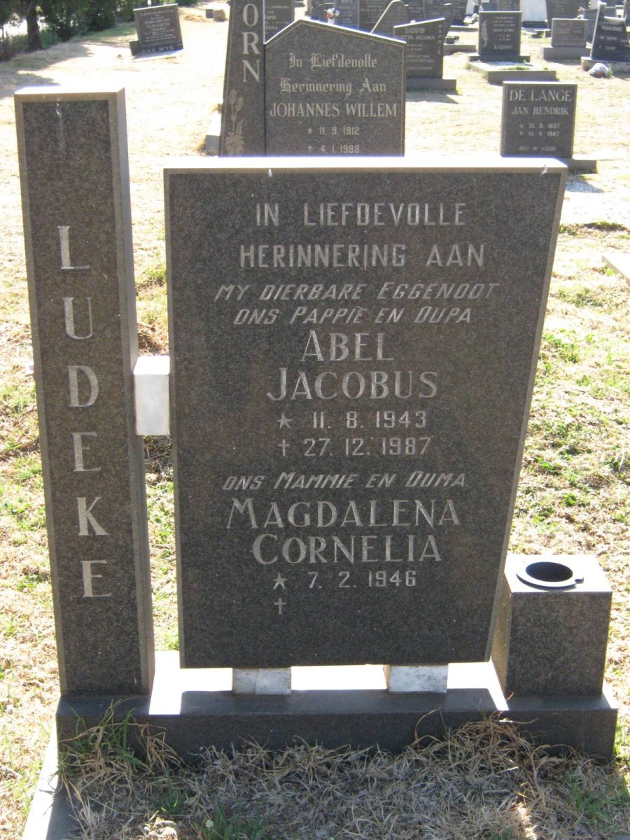LUDEKE Abel Jacobus 1943-1987 &amp; Magdalena Cornelia 1946-