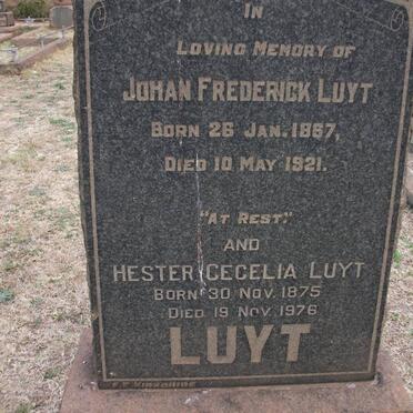 LUYT Johan Frederick 1867-1921 &amp; Hester Cecelia 1875-1976