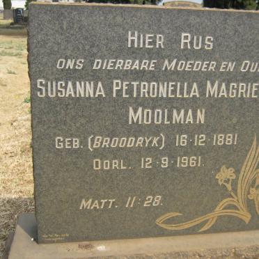 MOOLMAN Susanna Petronella Magrietha nee BROODRYK 1881-1961
