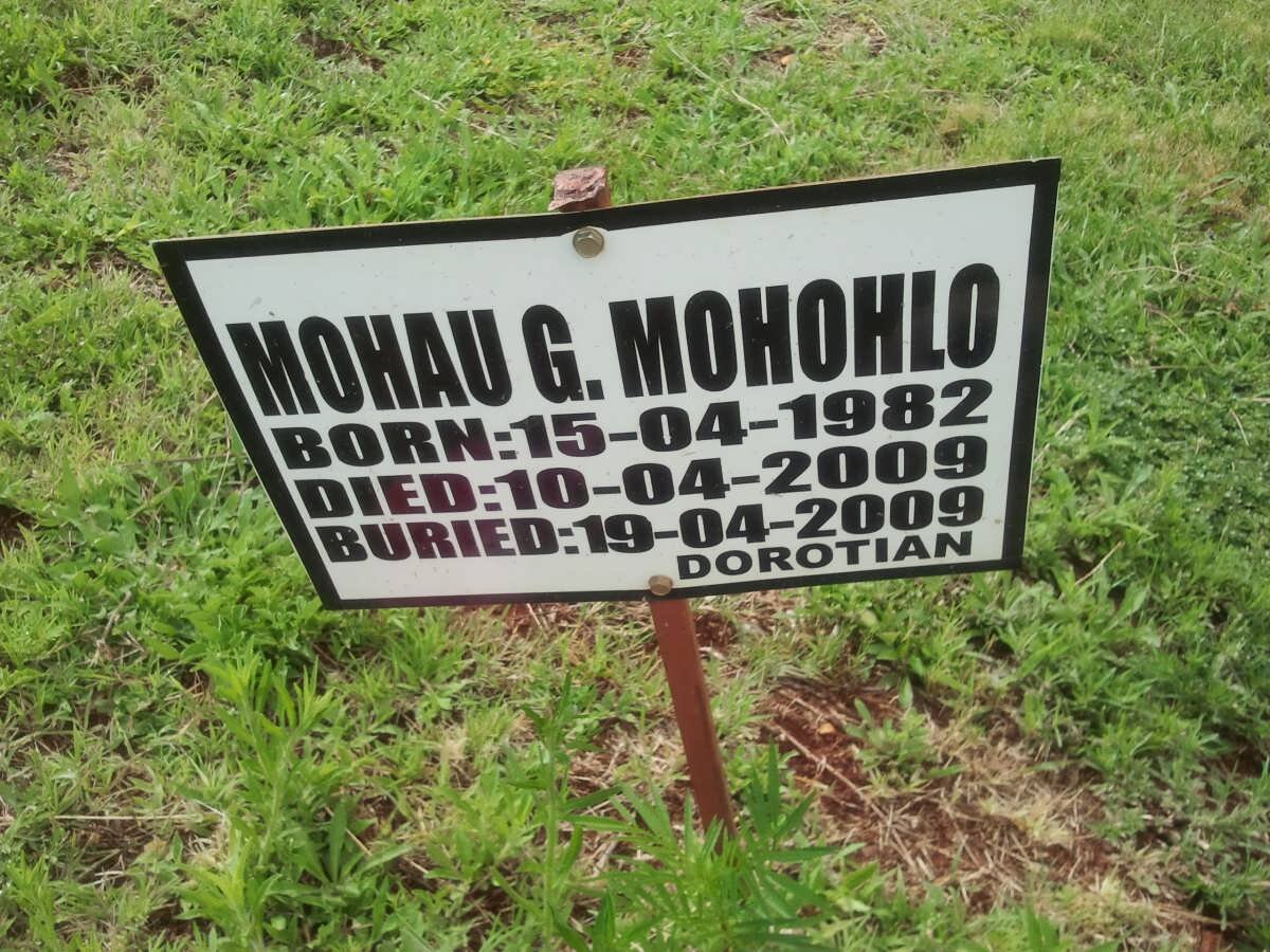 MOHOHLO Mohau G. 1982-2009