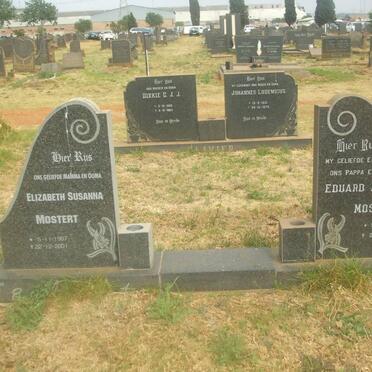MOSTERT Eduard Petrus 1900-1975 &amp; Elizabeth Susanna 1907-2001