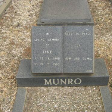 MUNRO Jane 1909-1983