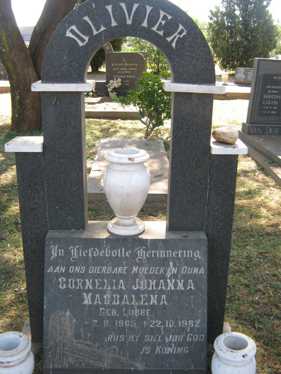 OLIVIER Cornelia Johanna Magdalena nee LUBBE 1905-1982