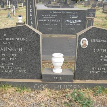 OOSTHUIZEN Johannes H. 1919-1975 &amp; Catharina M. 1924-2001