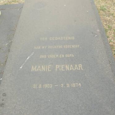 PIENAAR Manie 1903-1974 &amp; Maria Jacoba Elizabeth BROODRYK 1904-1976 &amp; Dina Johanna BROODRYK 1909-1997