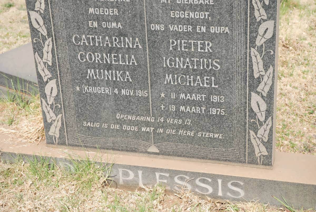 PLESSIS Pieter Ignatius Michael, du 1913-1975 &amp; Catharina Cornelia Munika KRUGER 1915-