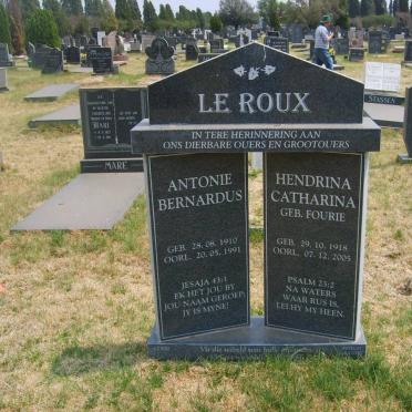 ROUX Antonie Bernardus, le 1910-1991 &amp; Hendrina Catharina FOURIE 1918-2005