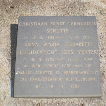 SCHUTTE Christiaan Ernst Gerhardus 1895-1915 :: BEZUIDENHOUT Anna Maria Elisabeth nee VENTER  1862-1944
