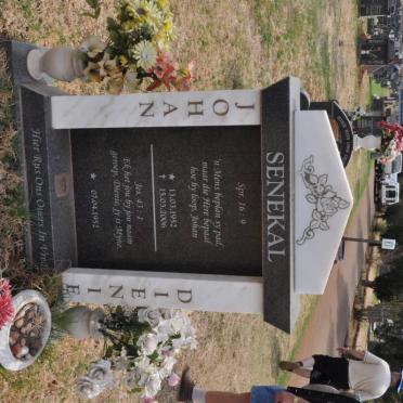 SENEKAL Johan 1952-2006 &amp; Dienie 1952-