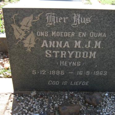 STRYDOM Anna M.J.M. nee HEYNS 1885-1963