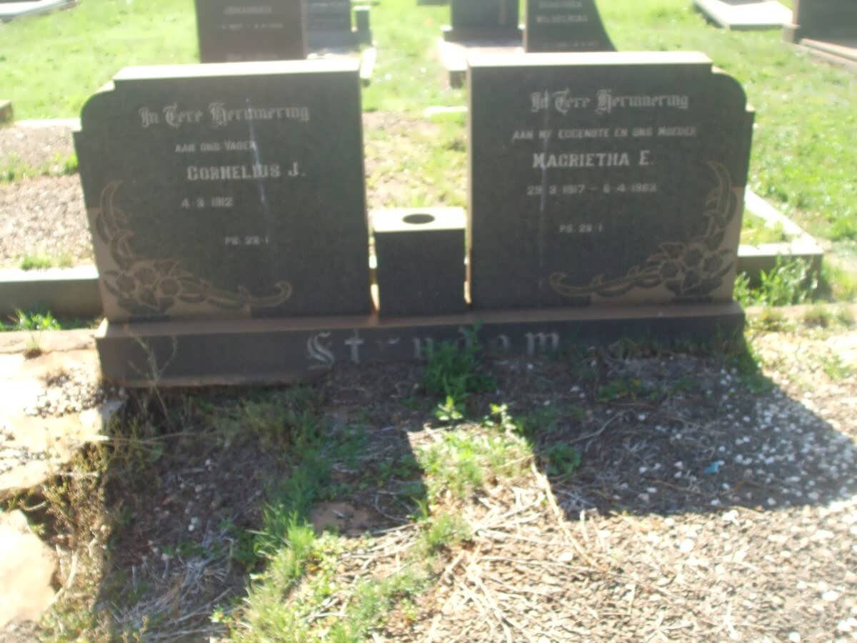 STRUYDOM Cornelius J. 1912- &amp; Magrietha E. 1917-1963