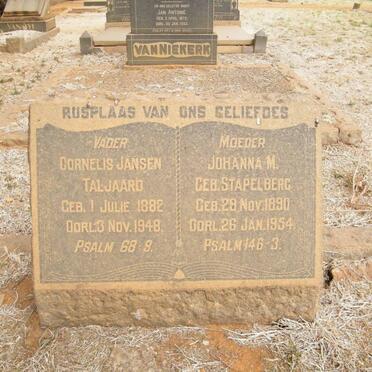 TALJAARD Cornelis Jansen 1882-1948 &amp; Johanna M. STAPELBERG 1890-1954