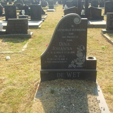 WET Dina Johanna, de 1903-1998