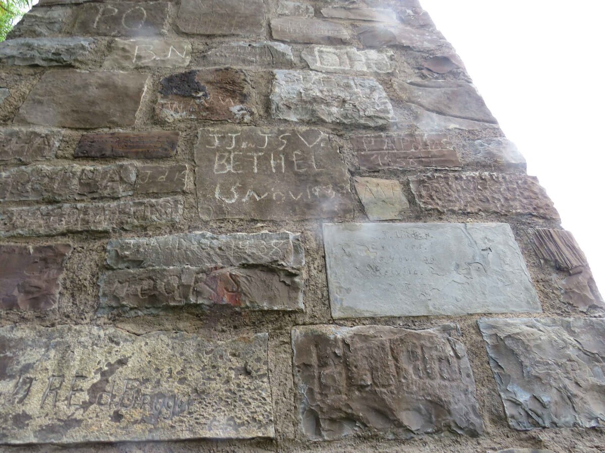 BETHEL :: MOORS :: B?R?GE