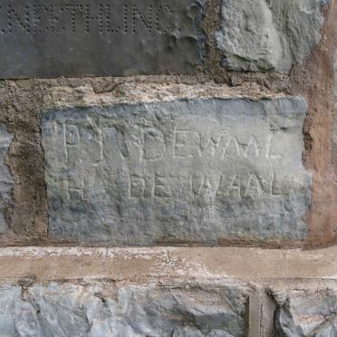 NEETHLING :: DE WAAL