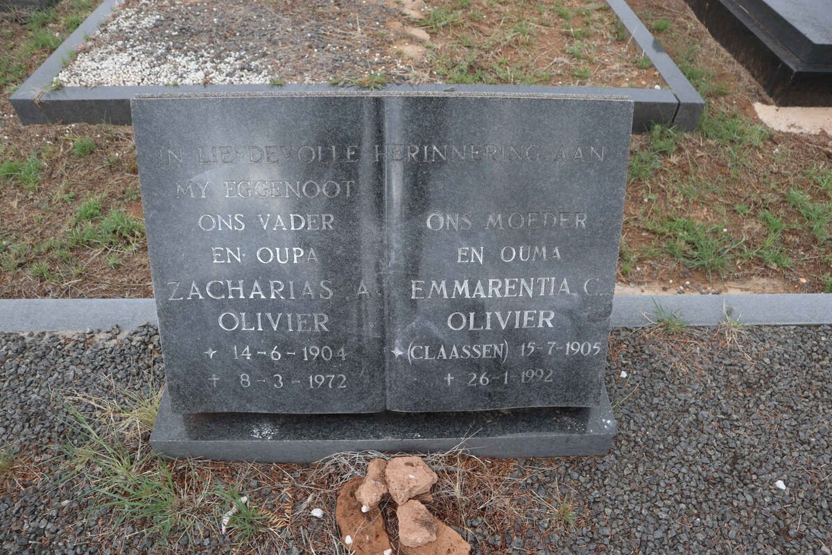 OLIVIER Zacharias A. 1904-1972 & Emmarentia C. CLAASSEN 1905-1992